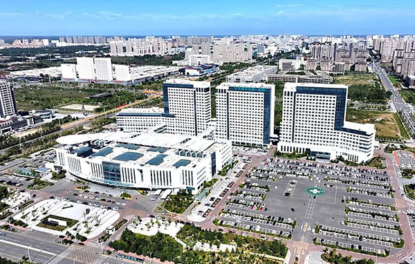 便民服務(wù)“有為” 百姓停車(chē)“有位”——齊齊哈爾市第一醫(yī)院南院增加停車(chē)位破解患者停車(chē)難題